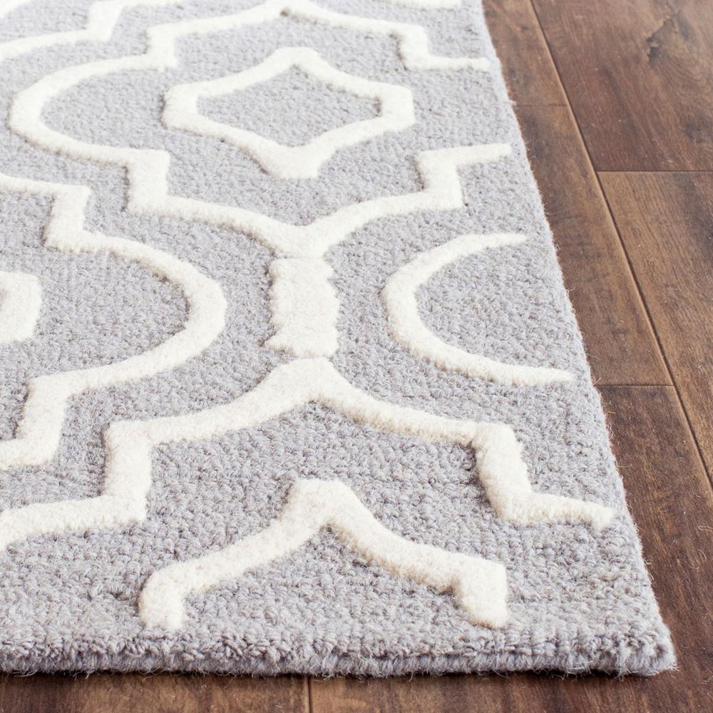 CAMBRIDGE, SILVER / IVORY, 2'-6" X 4', Area Rug, CAM141D-24. Picture 1