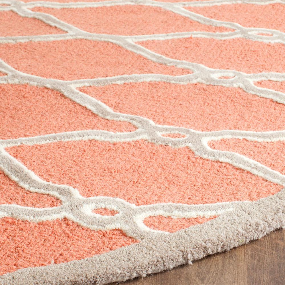 CAMBRIDGE, CORAL / IVORY, 8' X 8' Round, Area Rug. Picture 1