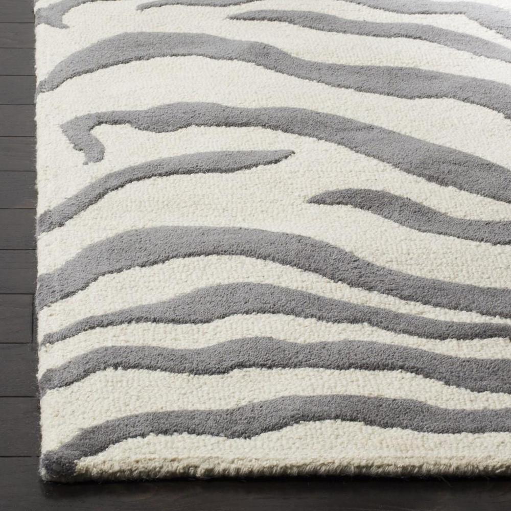 CAMBRIDGE, IVORY / DARK GREY, 5' X 8', Area Rug. Picture 1