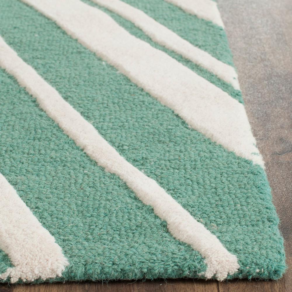 CAMBRIDGE, TEAL / IVORY, 2'-6" X 10', Area Rug, CAM711T-210. Picture 1