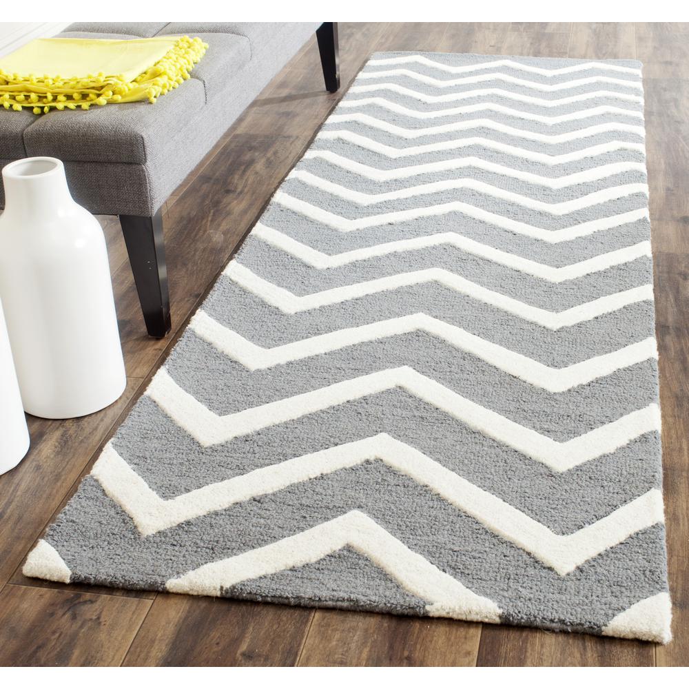CAMBRIDGE, DARK GREY / IVORY, 2'-6" X 4', Area Rug, CAM714D-24. Picture 3