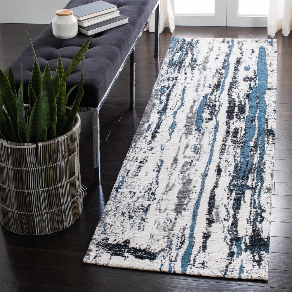 CLASSIC VINTAGE, NAVY / IVORY, 2'-3" X 8', Area Rug, CLV702N-28. Picture 2