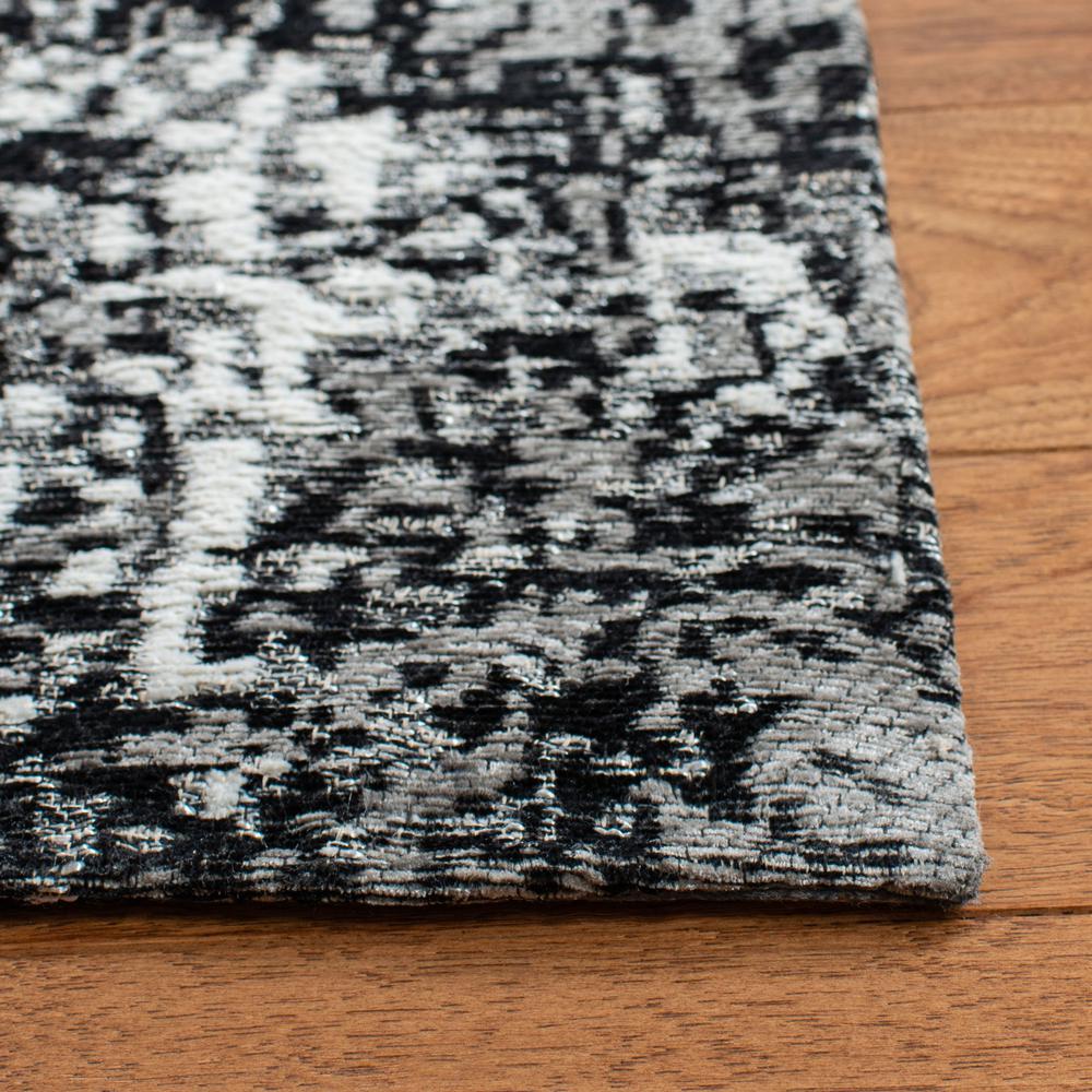 CLASSIC VINTAGE, GREY / IVORY, 5' X 8', Area Rug. Picture 2