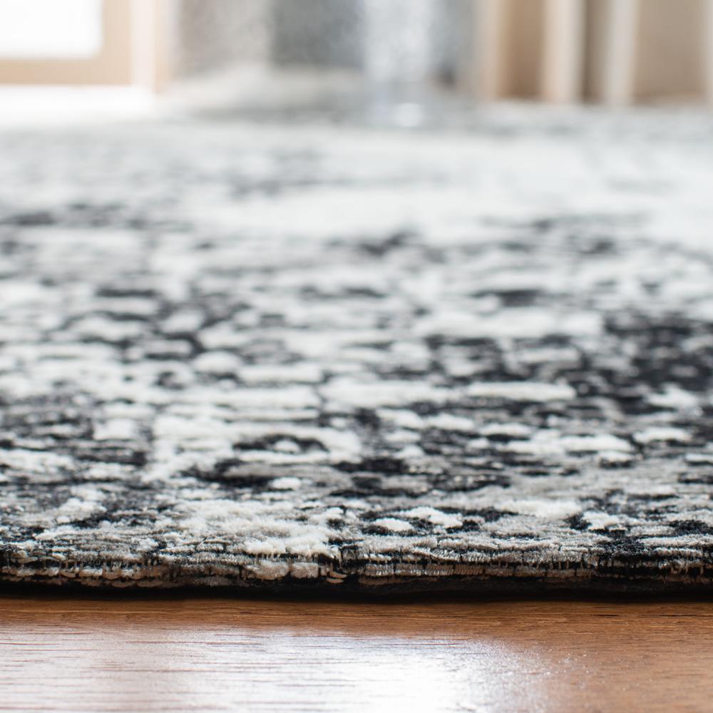 CLASSIC VINTAGE, GREY / IVORY, 6' X 9', Area Rug. Picture 2