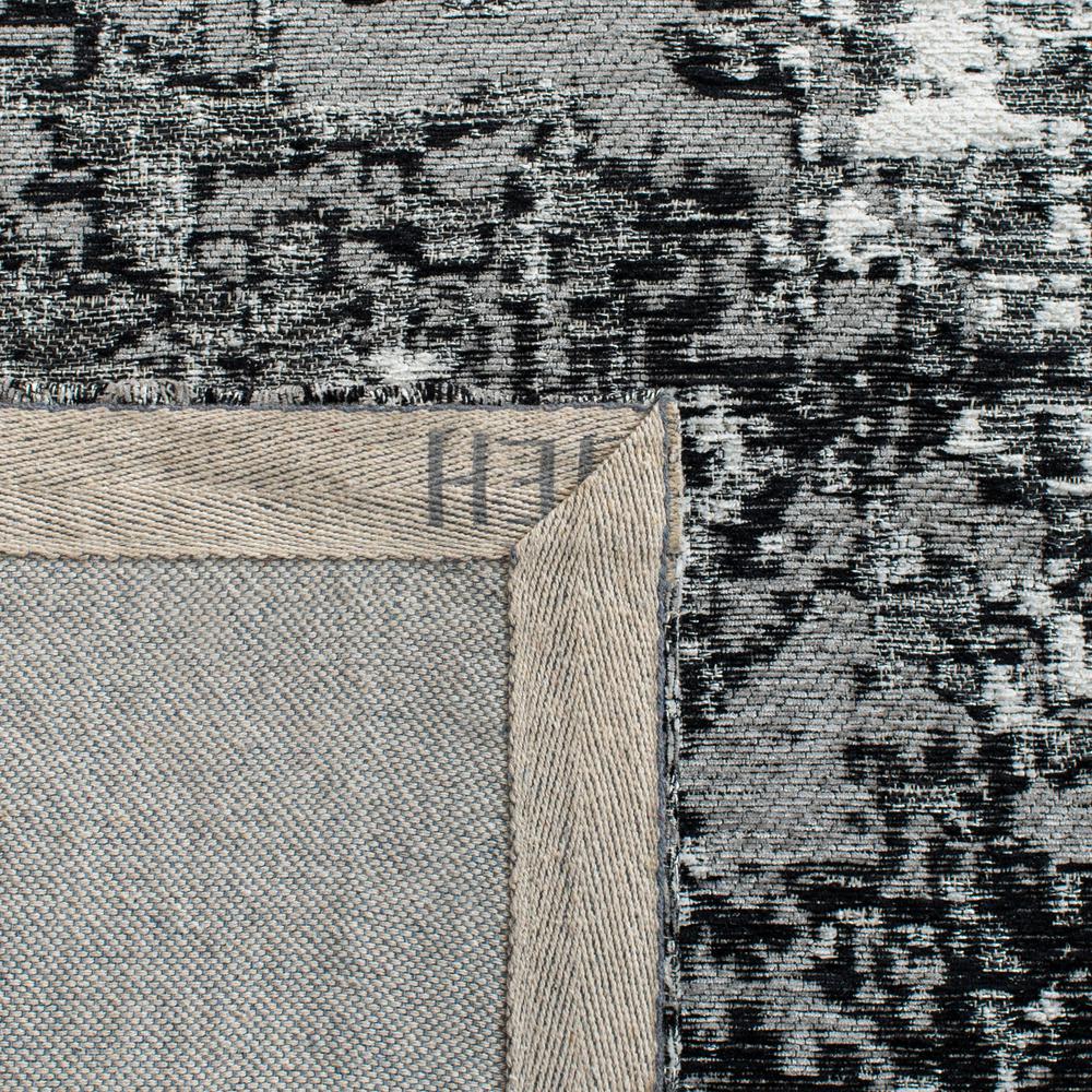 CLASSIC VINTAGE, GREY / IVORY, 5' X 8', Area Rug. Picture 1
