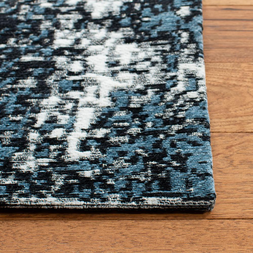 CLASSIC VINTAGE, NAVY / IVORY, 5' X 8', Area Rug, CLV703N-5. Picture 2