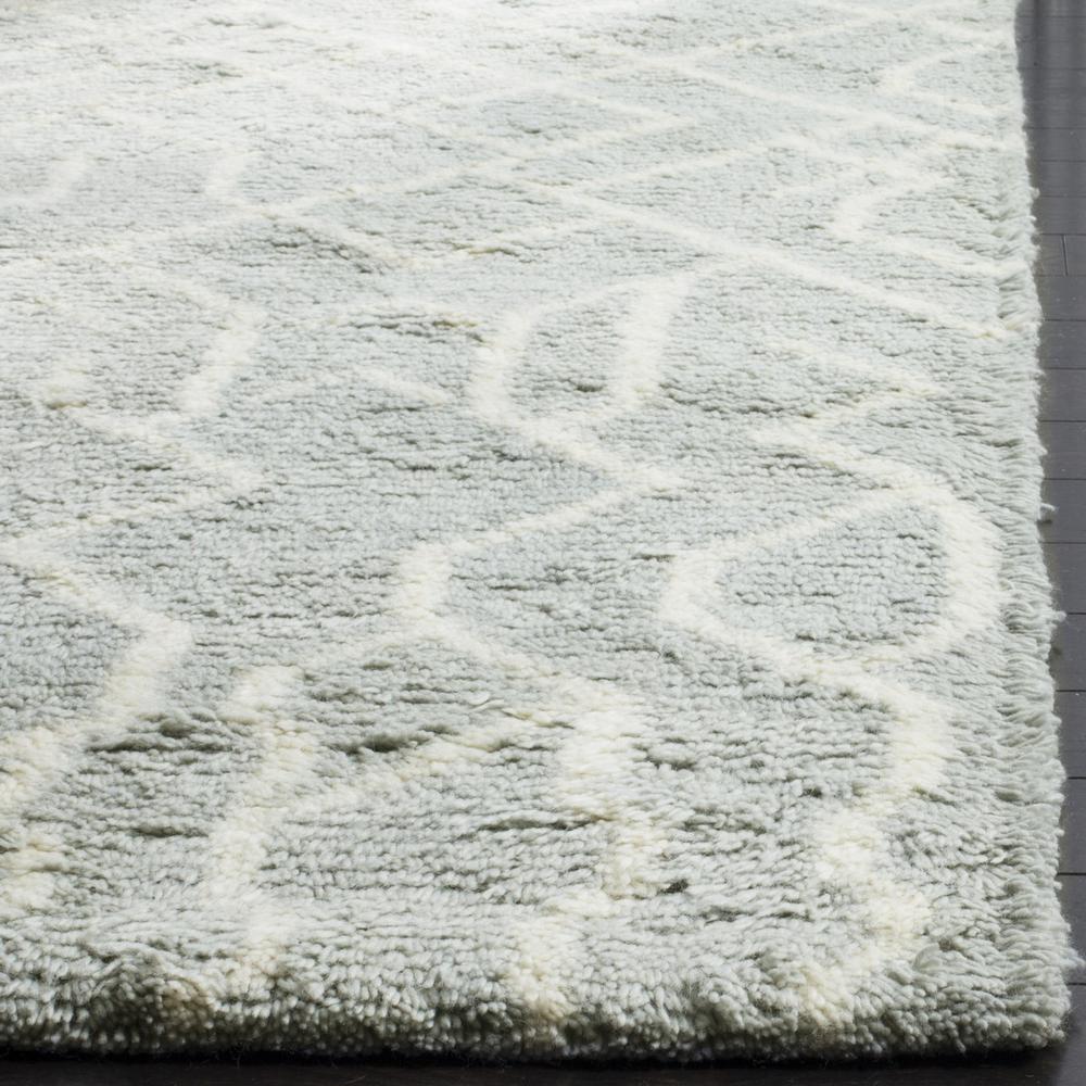 CASABLANCA, BLUE / IVORY, 5' X 8', Area Rug, CSB810A-5. Picture 1