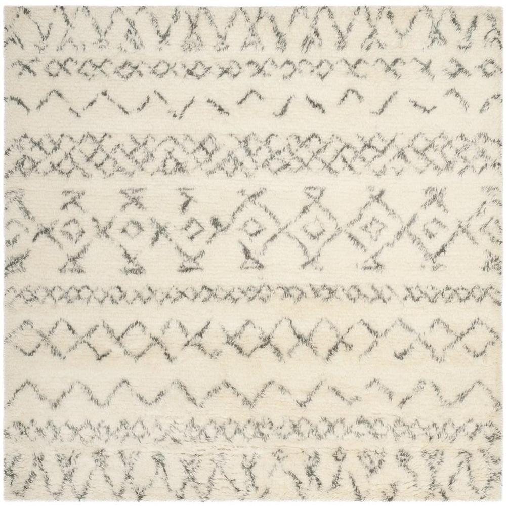 CASABLANCA, IVORY / GREY, 6' X 6' Square, Area Rug, CSB827B-6SQ. Picture 1