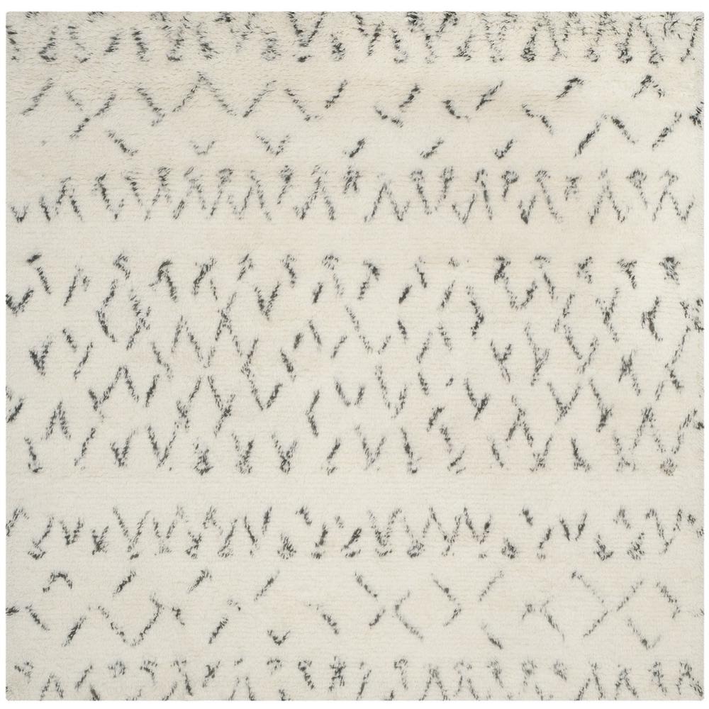 CASABLANCA, IVORY / GREY, 6' X 6' Square, Area Rug, CSB851B-6SQ. Picture 1