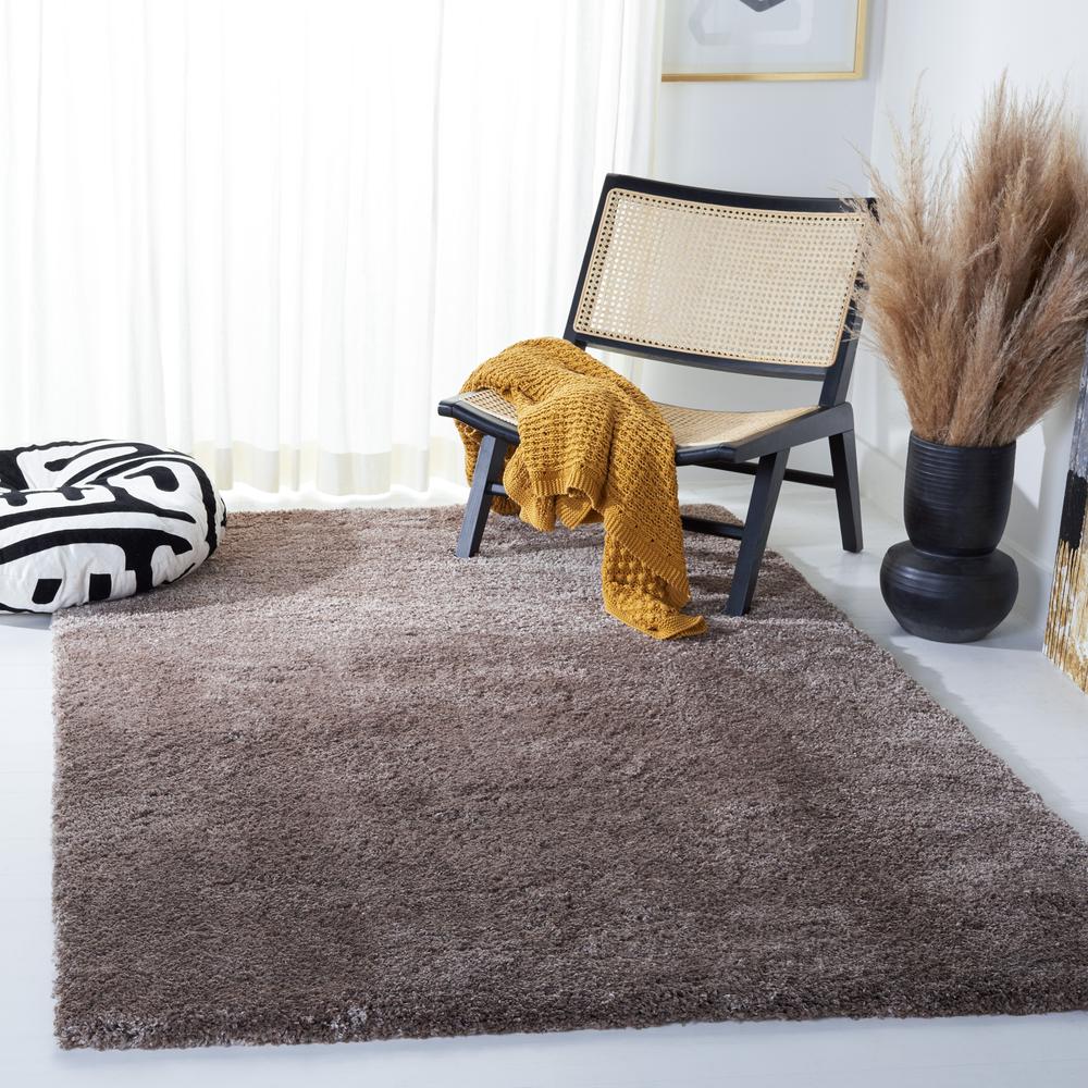 COLORADO SHAG, MUSHROOM, 5'-1" X 7'-6", Area Rug. Picture 6