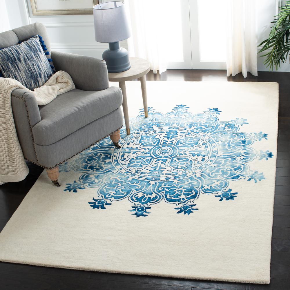 DIP DYE, IVORY / BLUE, 5' X 8', Area Rug, DDY701M-5. Picture 6