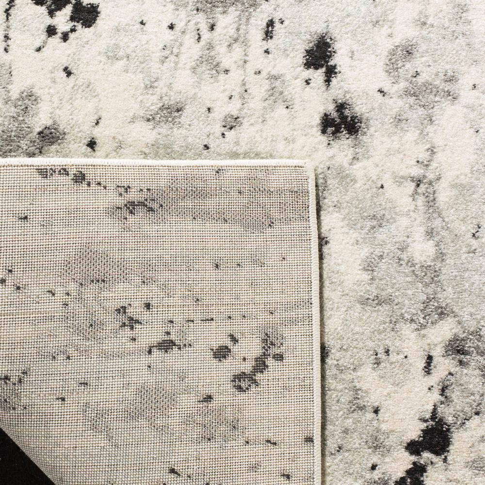 EVOKE, IVORY / GREY, 4' X 6', Area Rug, EVK284F-4. Picture 1