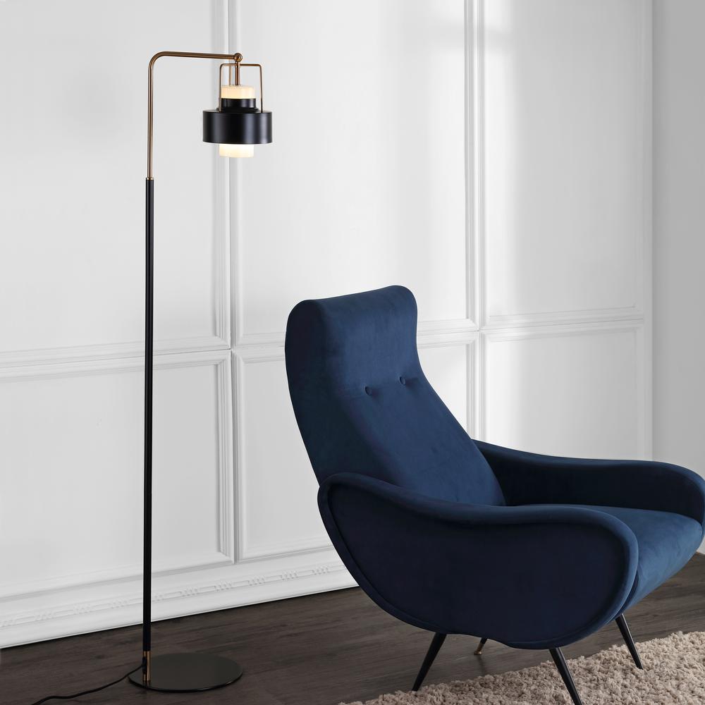 Brendon Floor Lamp, Black/Brass Gold. Picture 4