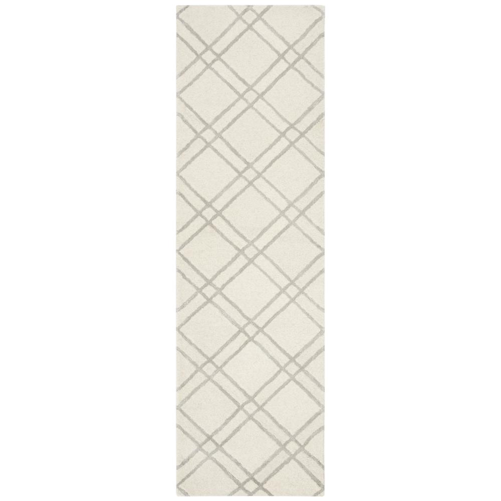 HIMALAYA, IVORY / SILVER, 2'-3" X 8', Area Rug. Picture 1