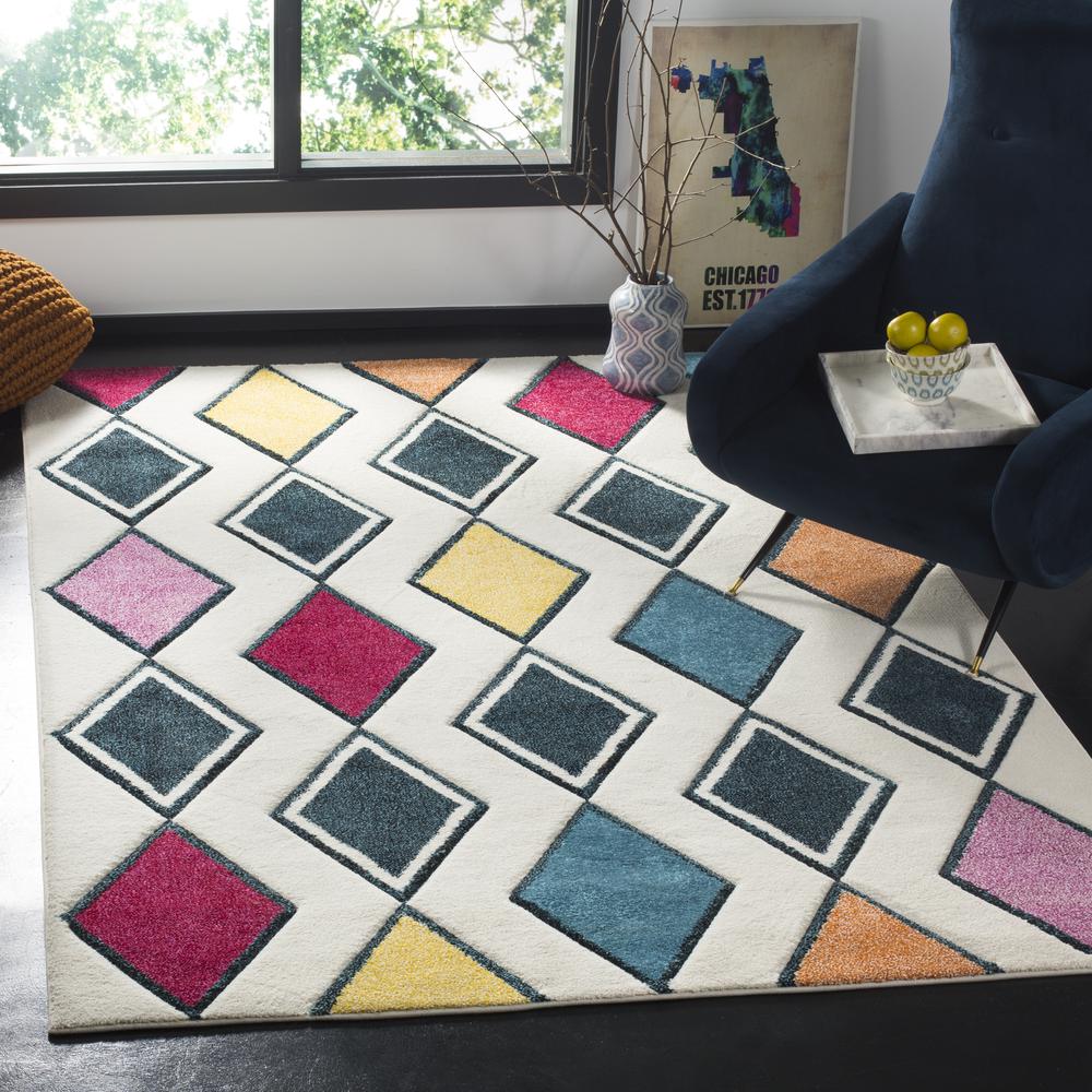 HOLLYWOOD, IVORY / PEACOCK BLUE, 5'-3" X 7'-6", Area Rug, HLW704B-5. Picture 4