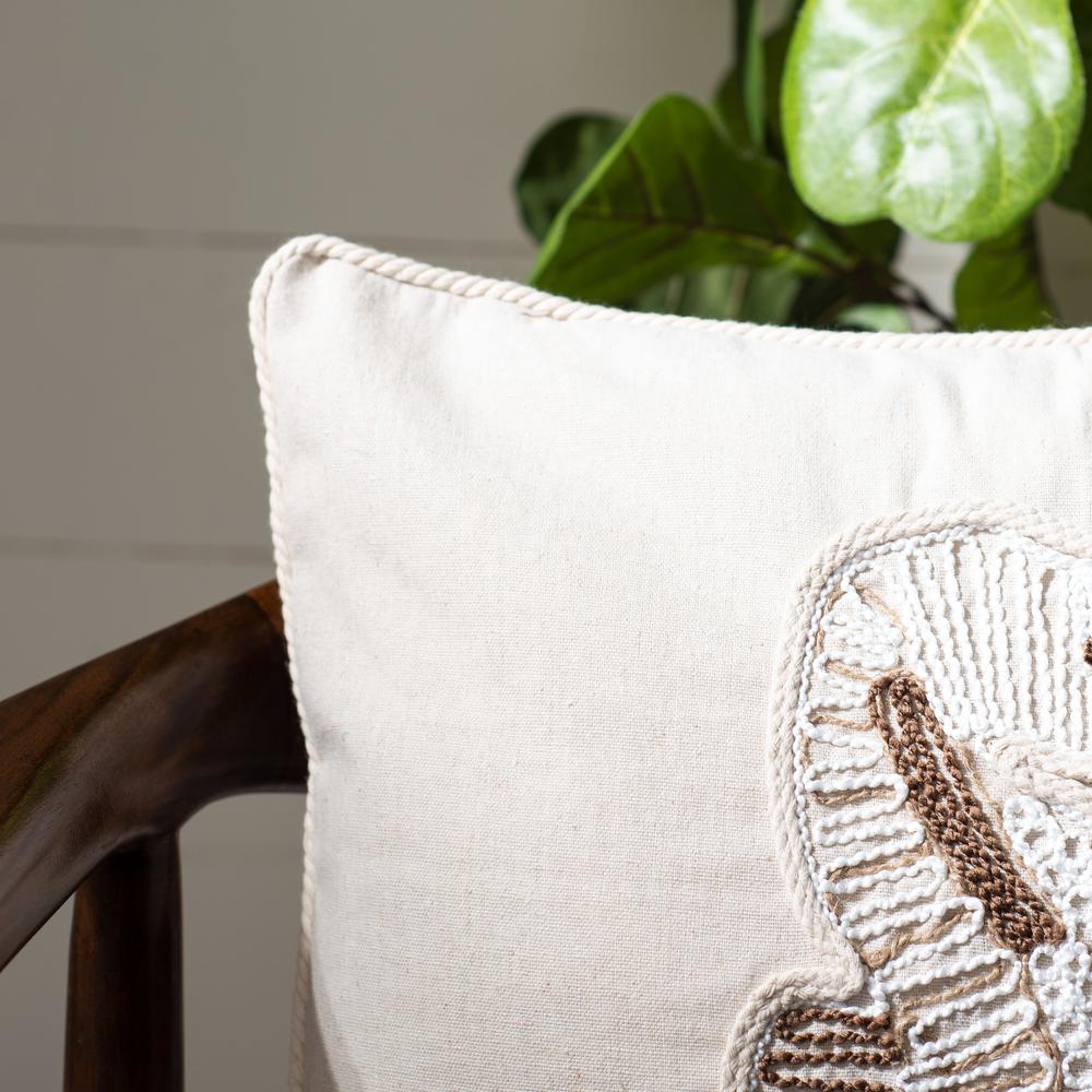Sanden Seahorse Pillow, Natural. Picture 3