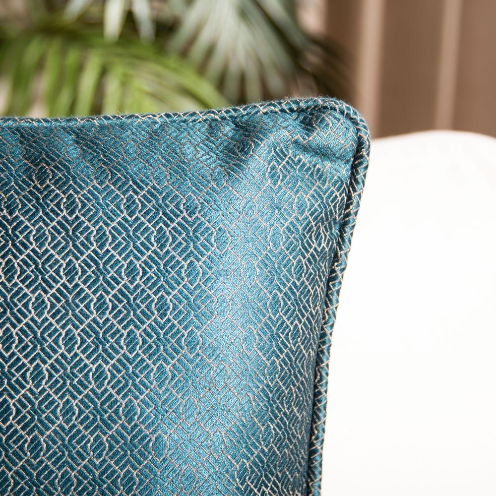 Aderyn Pillow, Gragonfly. Picture 3