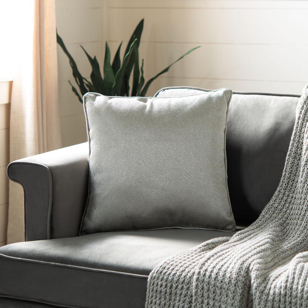 Raelyn Pillow, Light Grey. Picture 2