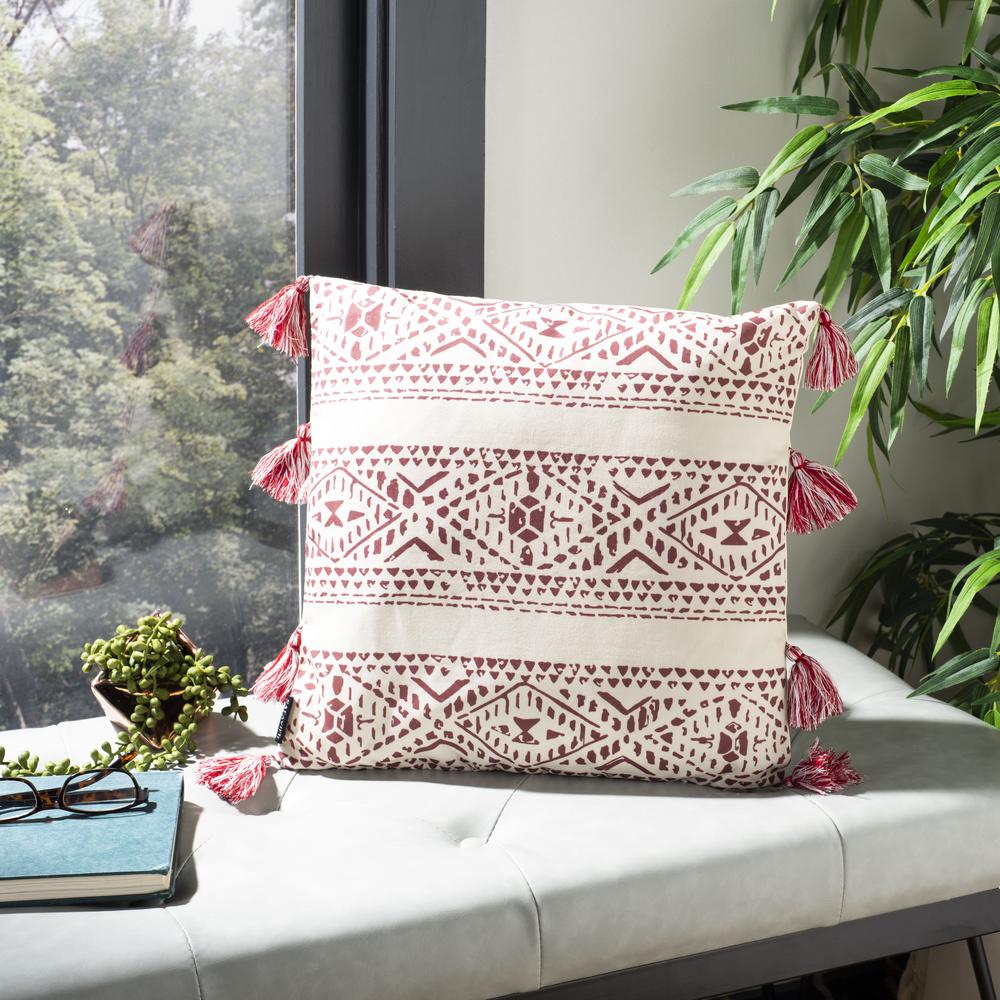 Landria Pillow, Beige/Red. Picture 4