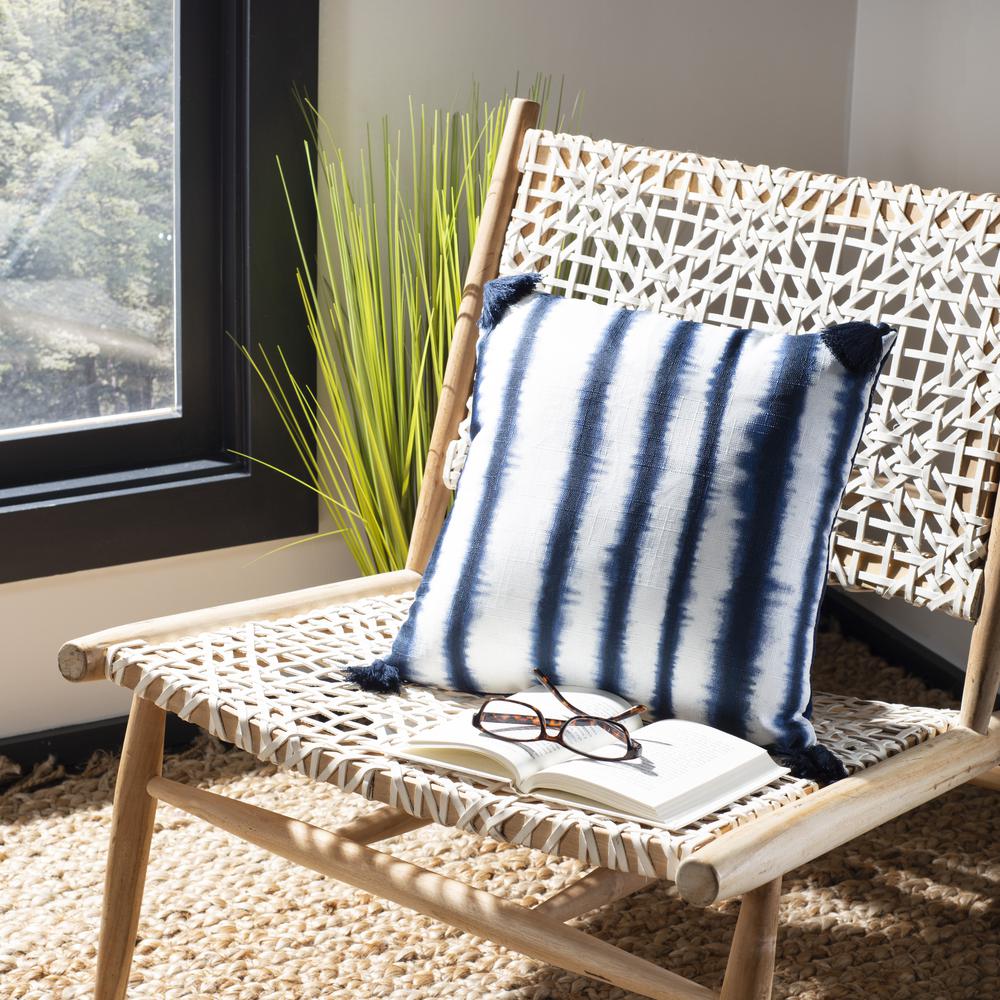 Cassia Pillow, Navy/White. Picture 4