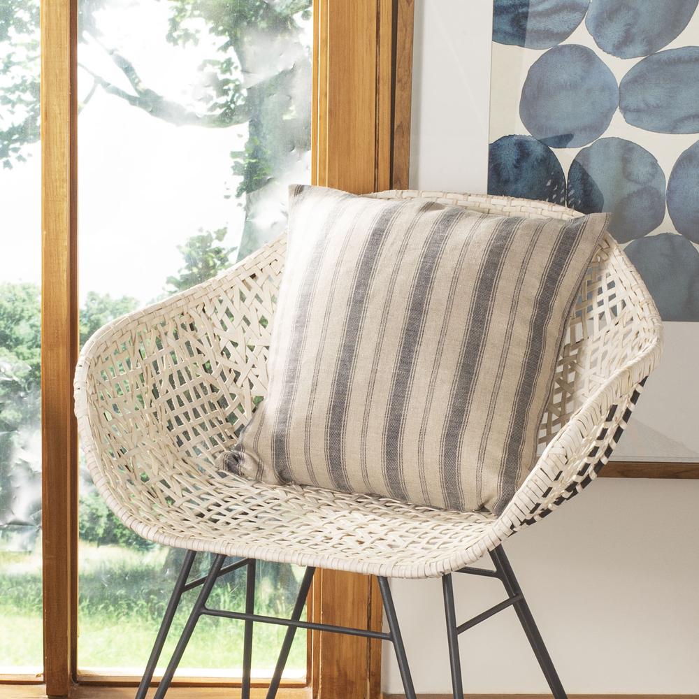 Varina Pillow, Blue/Natural. Picture 3