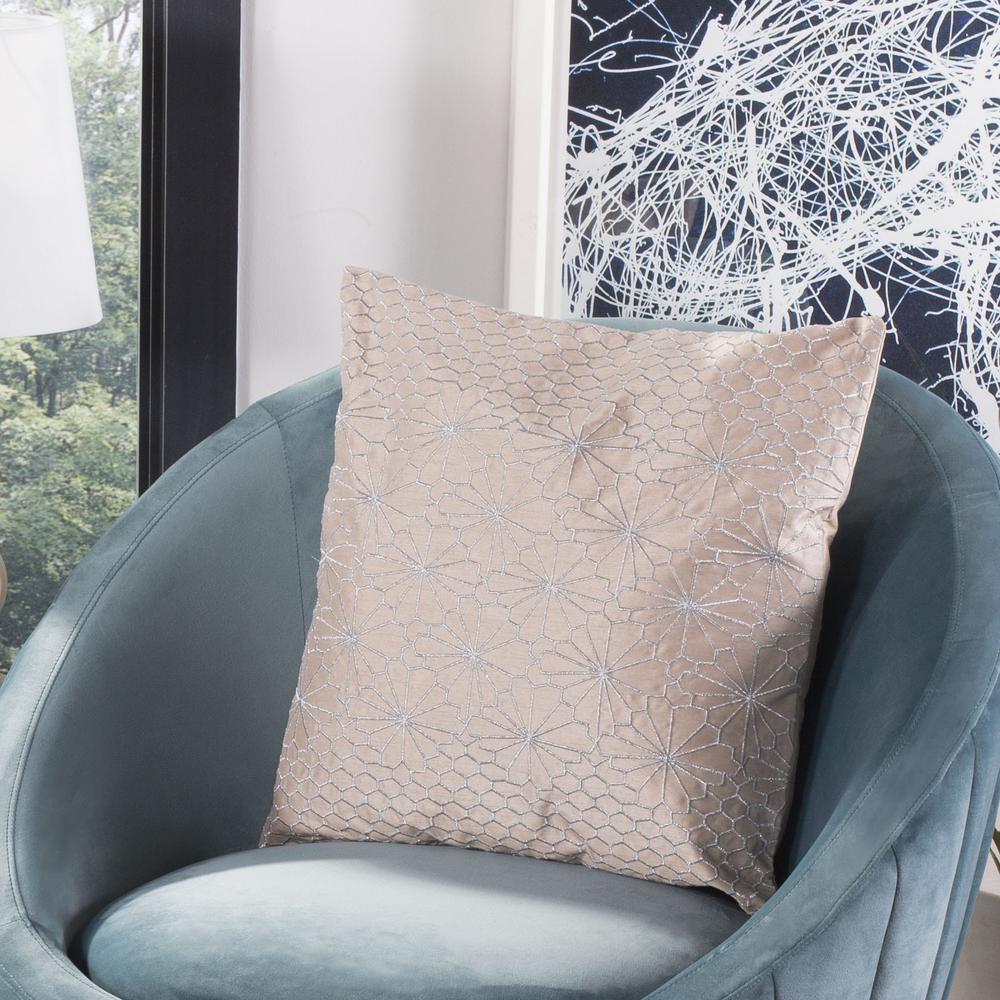 Nisha Pillow, Champagne/Silver, PLS892A-2020. Picture 3