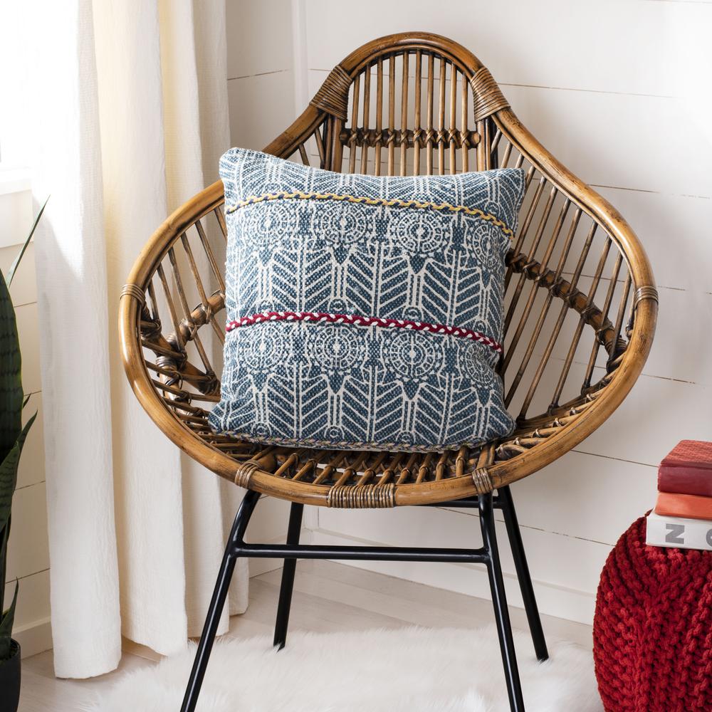 Larren Pillow, Multi. Picture 3