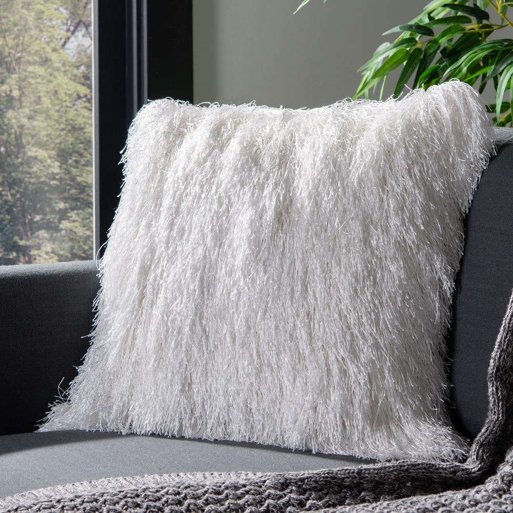 Indoor / Outdoor Shag, Pearl, PPL210A-2020. Picture 4