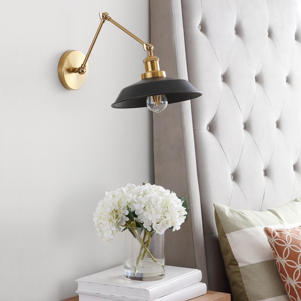 Kingston Wall Sconce, Brass Gold/Black. Picture 1