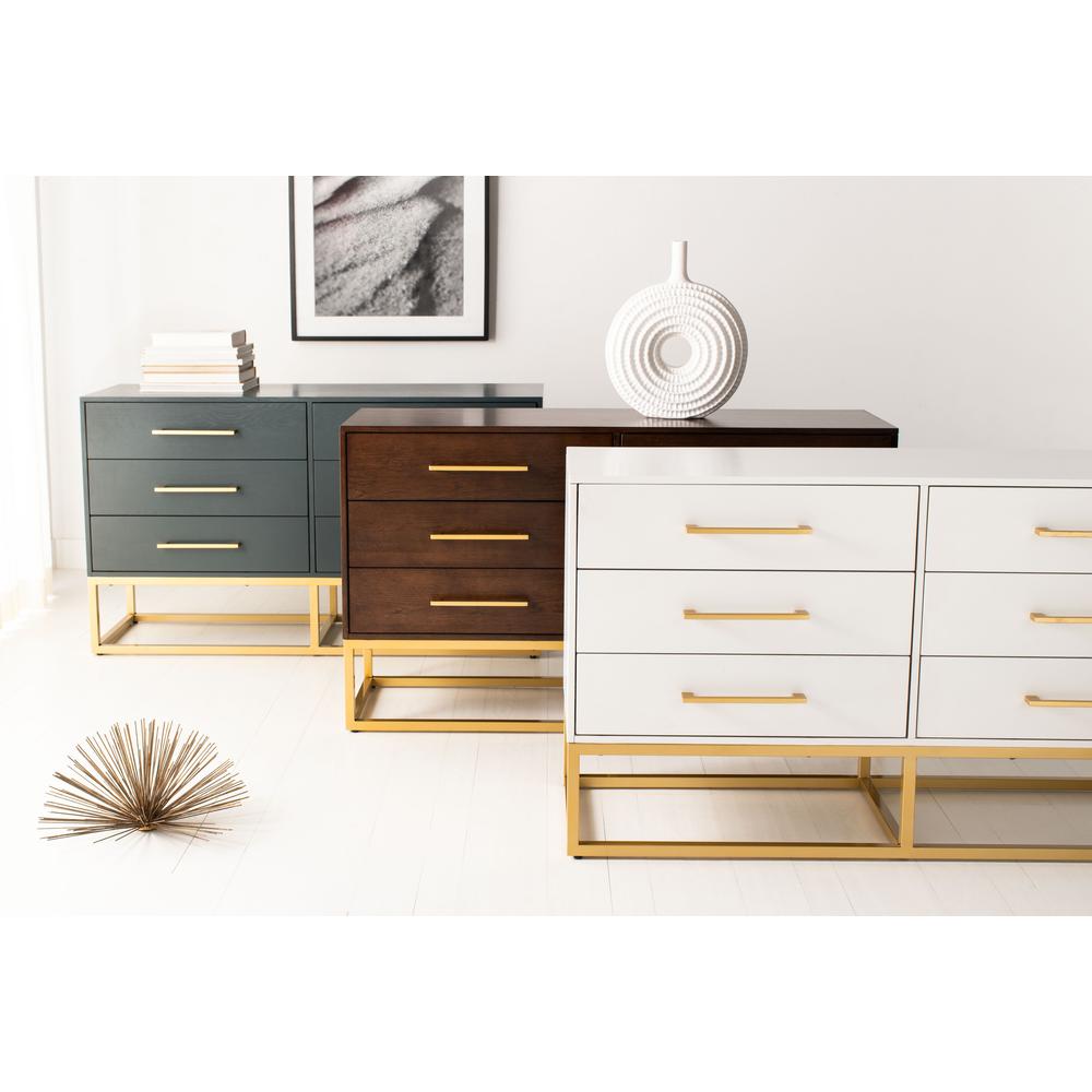 Estelle Dresser, White. Picture 12
