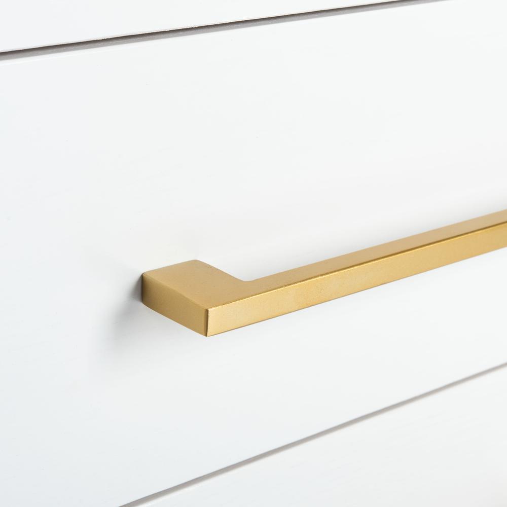 Estelle Dresser, White. Picture 5