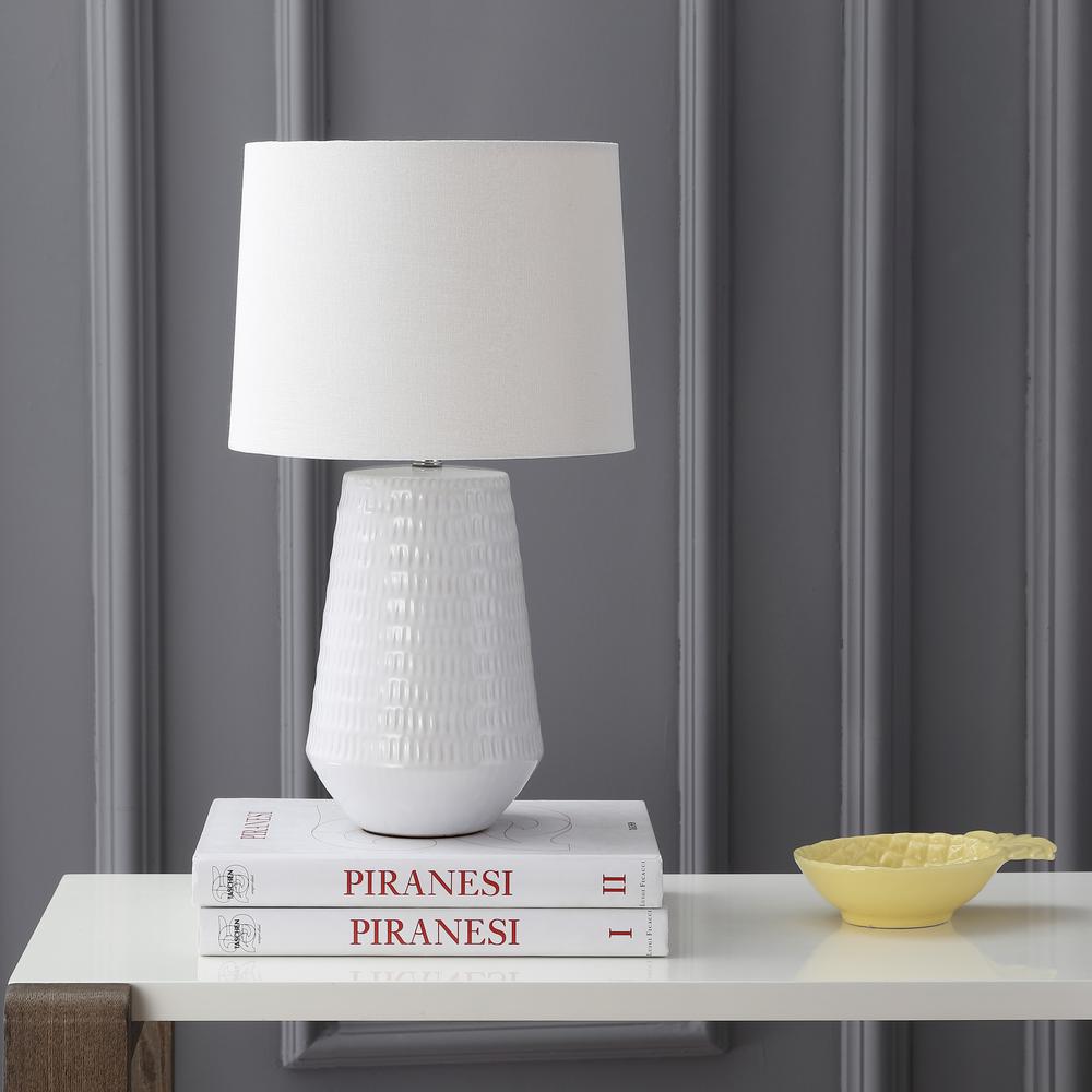 Stark Table Lamp, White. Picture 1
