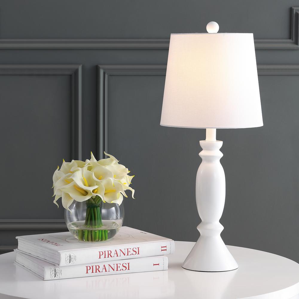 Kian Table Lamp, White. Picture 4