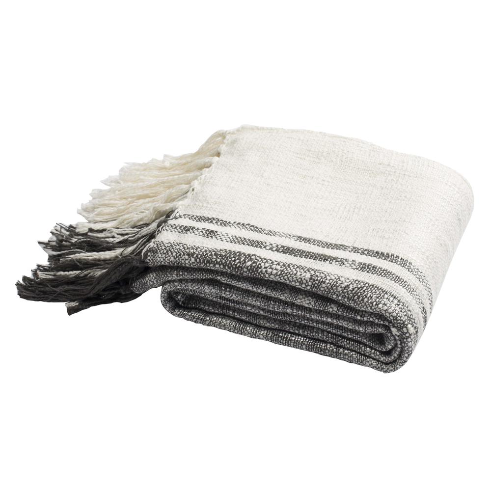Alita Metallic Throw, White/Grey/Silver. Picture 2