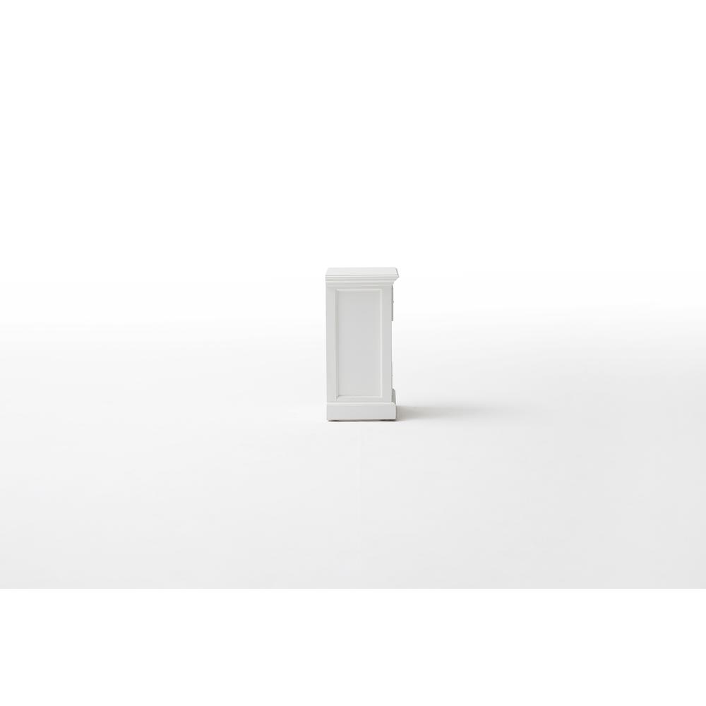 Halifax Classic White Bedside Drawer Unit. Picture 11
