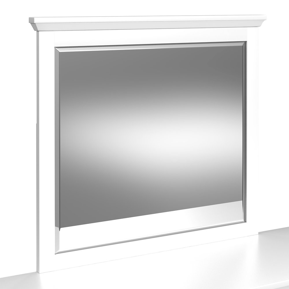 Hampton Kids Dresser and Mirror Set in White. Picture 4