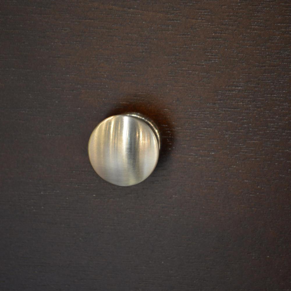 Madison Dresser. Picture 18