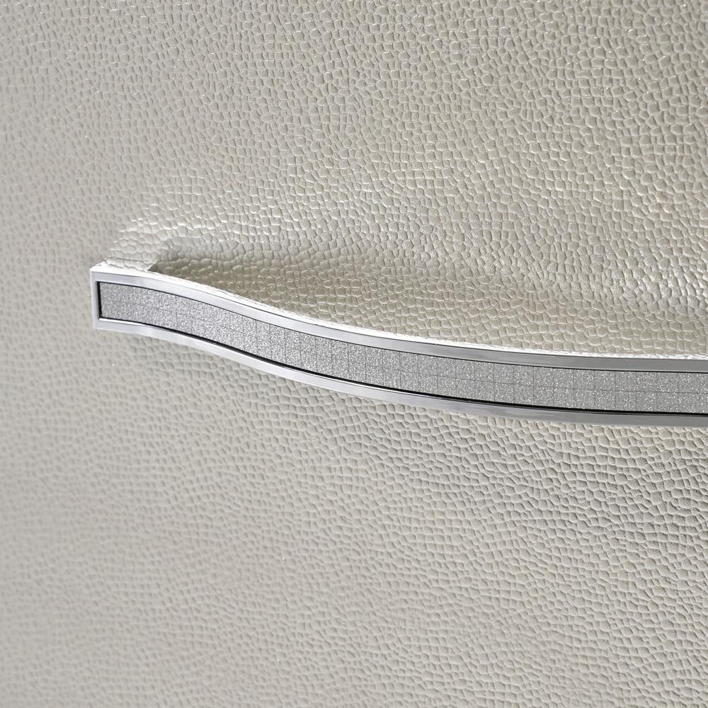 Glamour Queen Platform Storage  3PC Bedroom Set. Picture 21