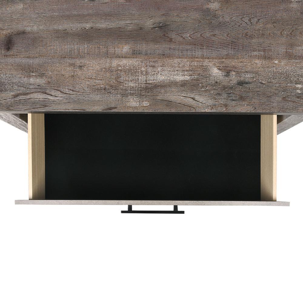 Adam Queen Panel 4PC Bedroom Set. Picture 8