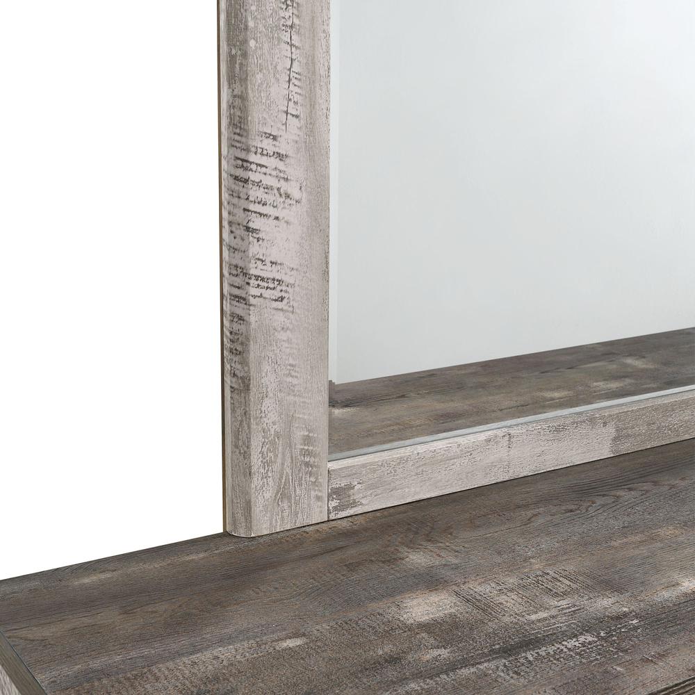 Adam Queen Panel 5PC Bedroom Set. Picture 3