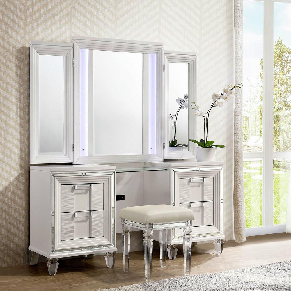 Picket House Furnishings Charlotte Vanity Stool with Acrylic Leg. Picture 6