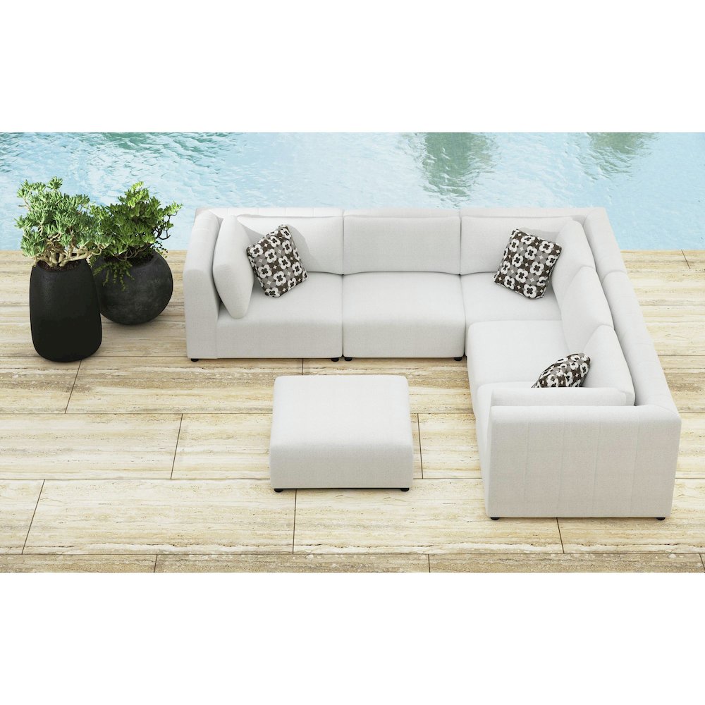 Zandara 2 Accent Pillows - Olefin Grey. Picture 2