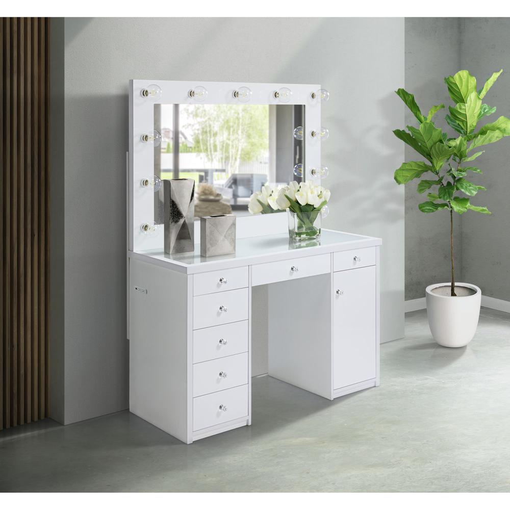 Adeline 2Pc Vanity Set in White. Picture 1