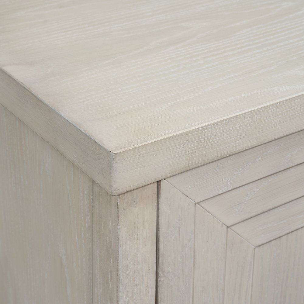 Rhiannon Server in Antique White. Picture 4