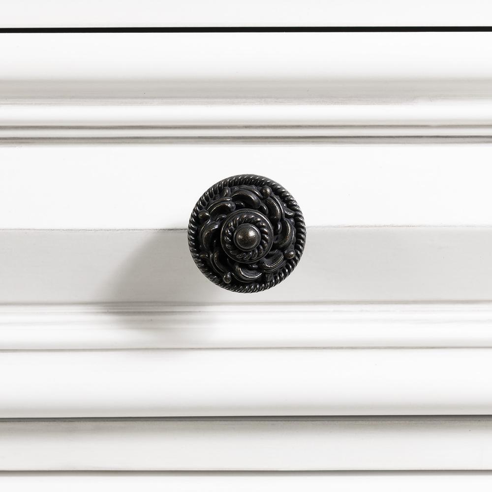 Trent 7-Drawer Dresser in White. Picture 4