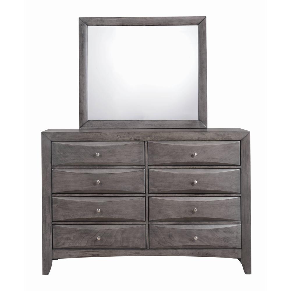 Madison Dresser. Picture 5