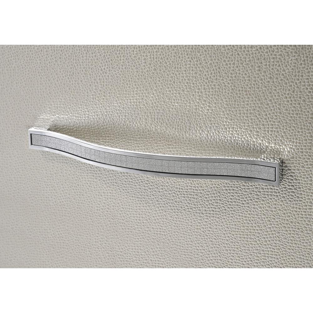 Glamour Dresser. Picture 4