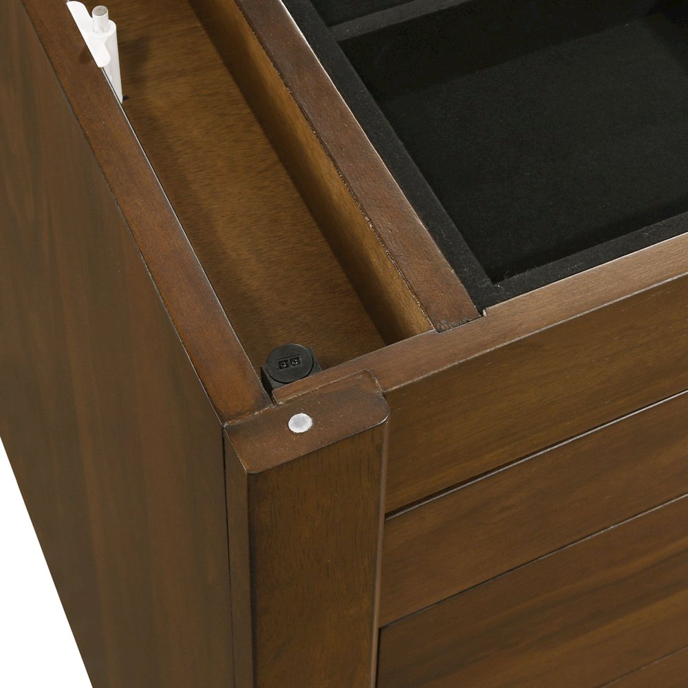 Zuma Dressing Table in Walnut. Picture 11