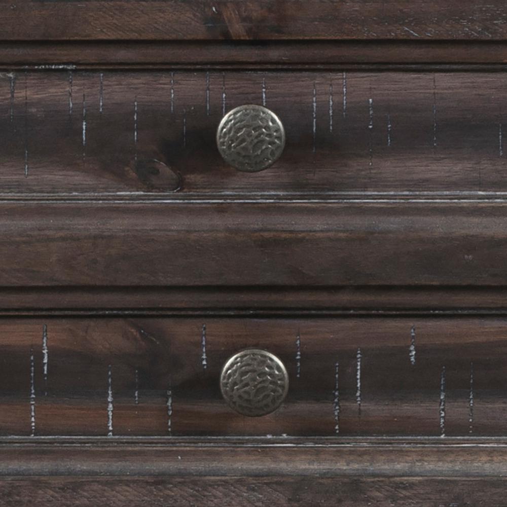 Steele Dresser. Picture 13