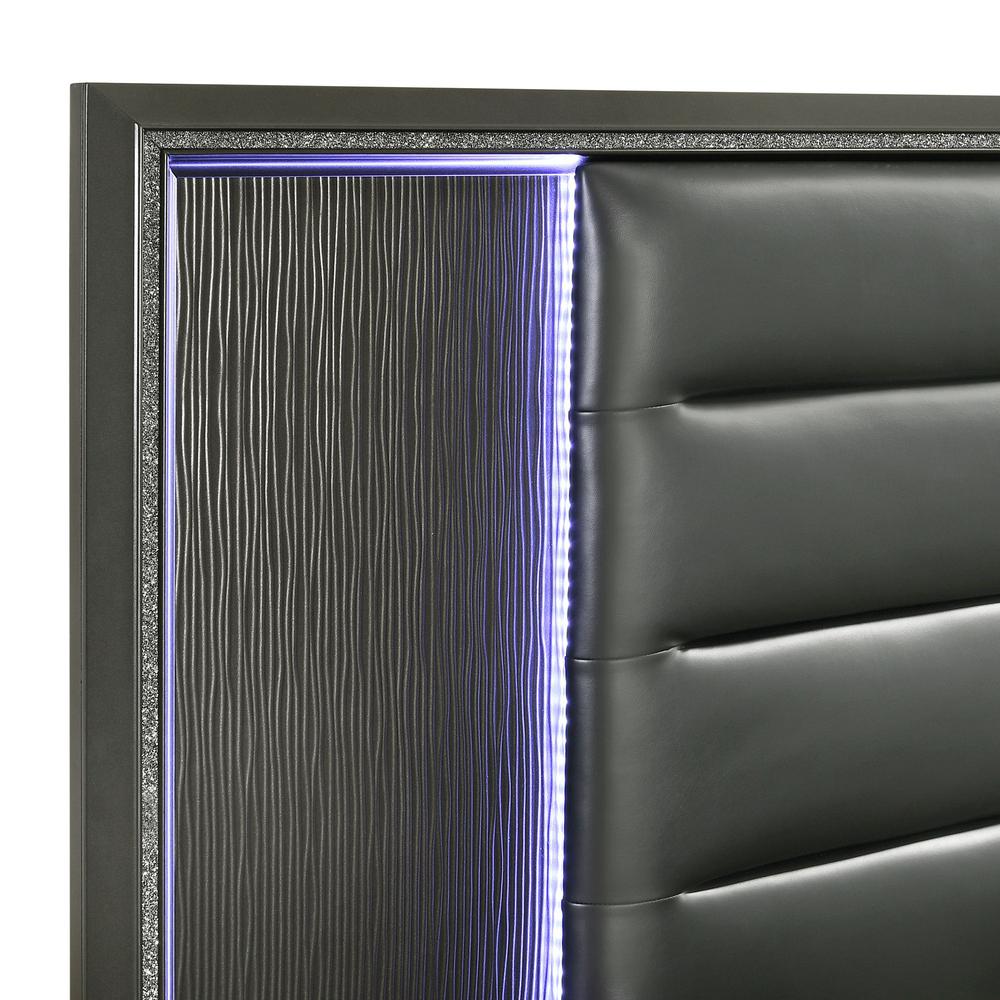 Faris King Panel 3PC Bedroom Set in Black. Picture 15